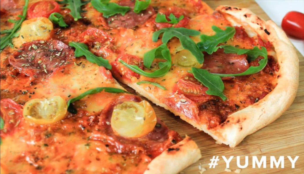 mozzarella pizza